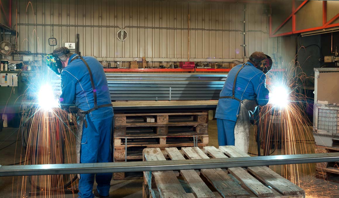 Brass shelf production welding